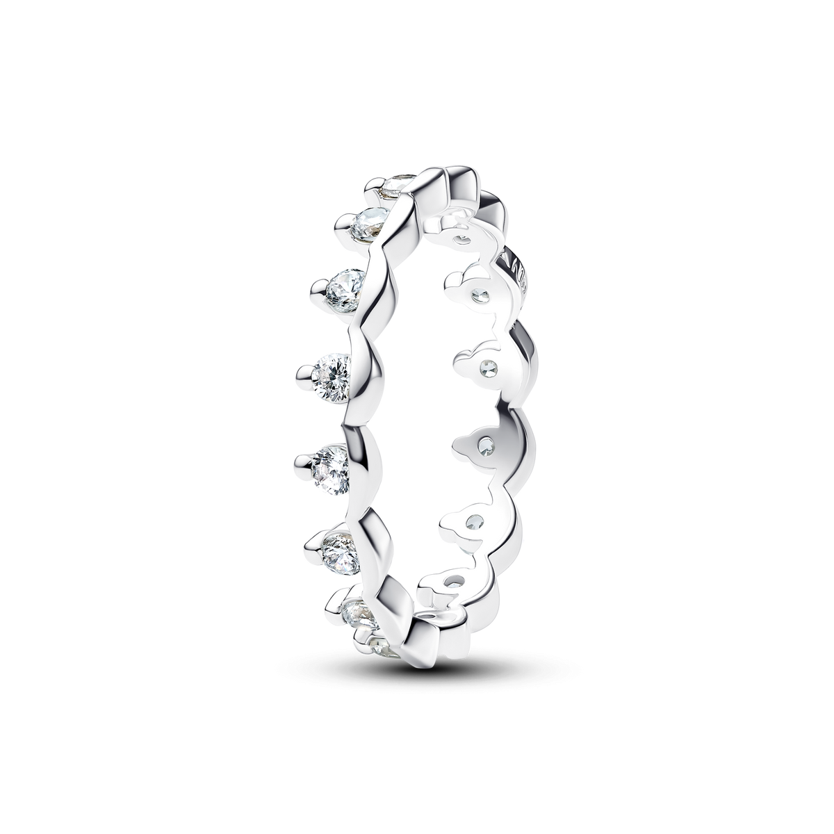 Sparkling Regal Band Ring