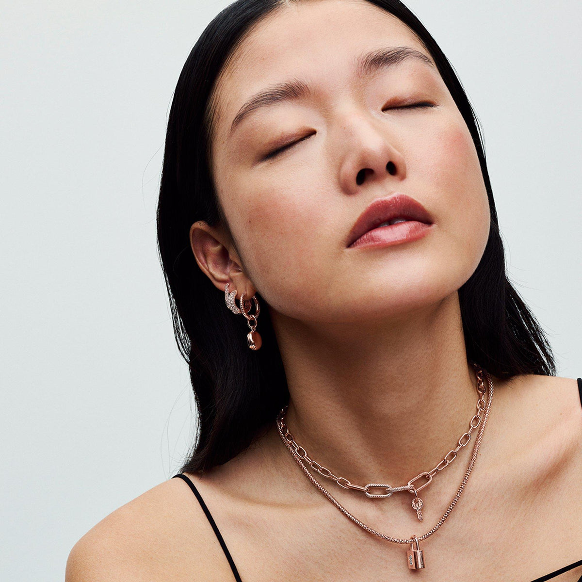 Pandora Moments Studded Chain Necklace