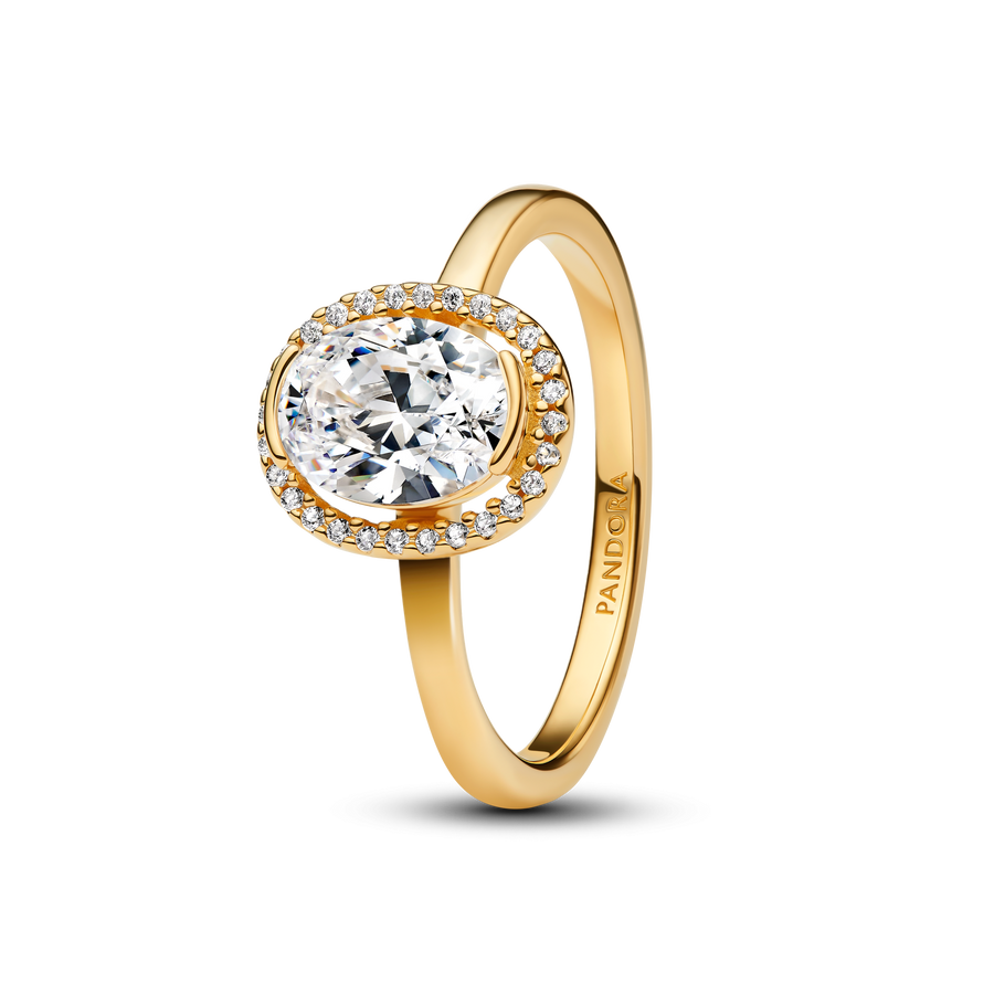 Oval Sparkling Halo Ring