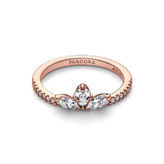 Sparkling Herbarium Cluster Ring