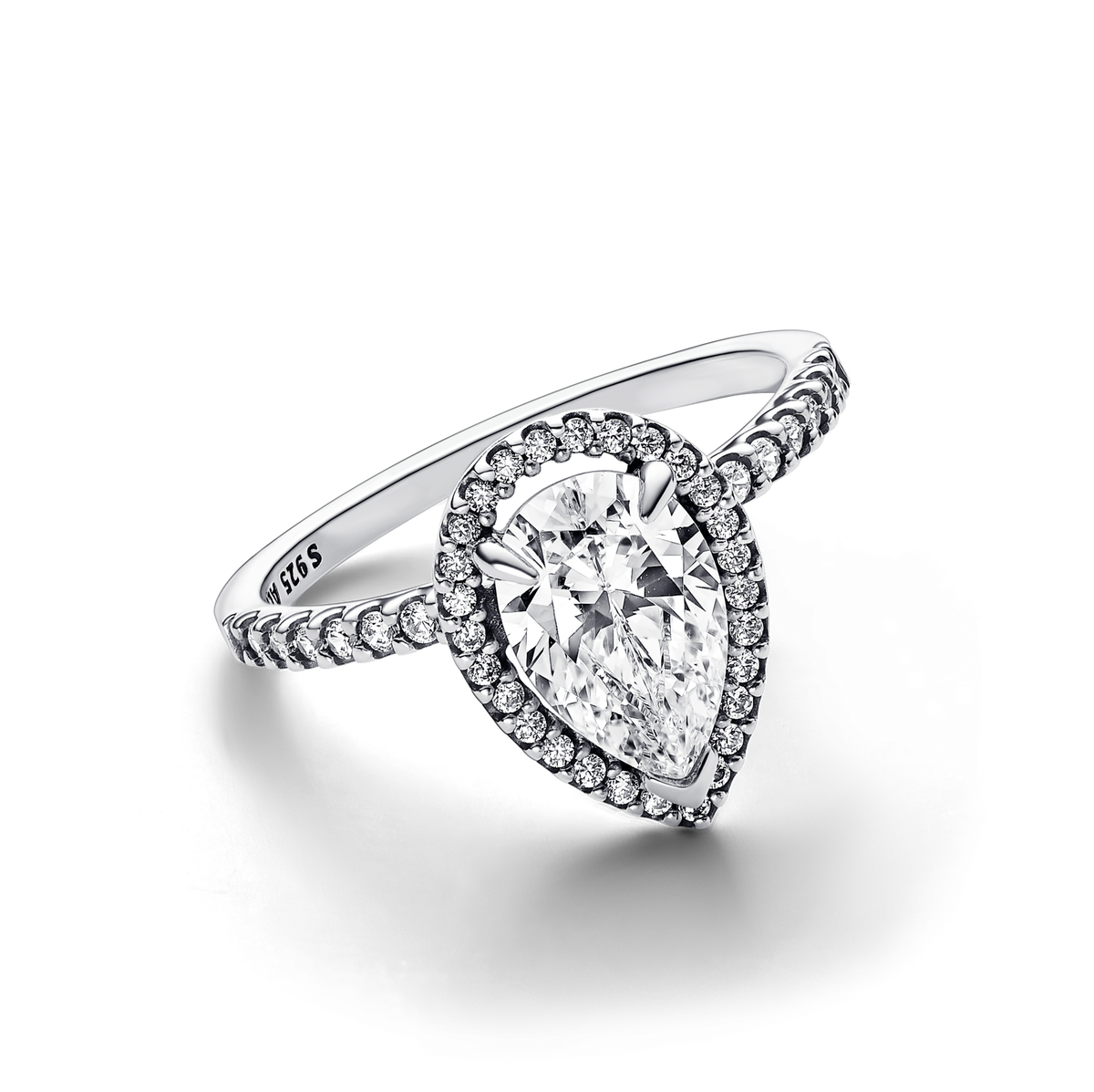 Sparkling Pear Halo Ring