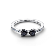 Sparkling Black Bow Ring