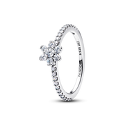 Sparkling Flower Ring