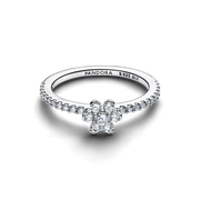 Sparkling Flower Ring