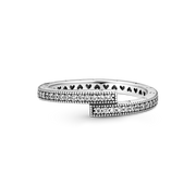 FINAL SALE - Sparkling Overlapping Ring