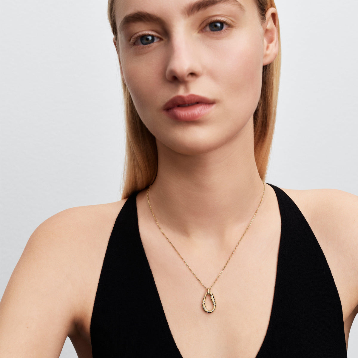 Organically Shaped Stone-Set Pendant Necklace