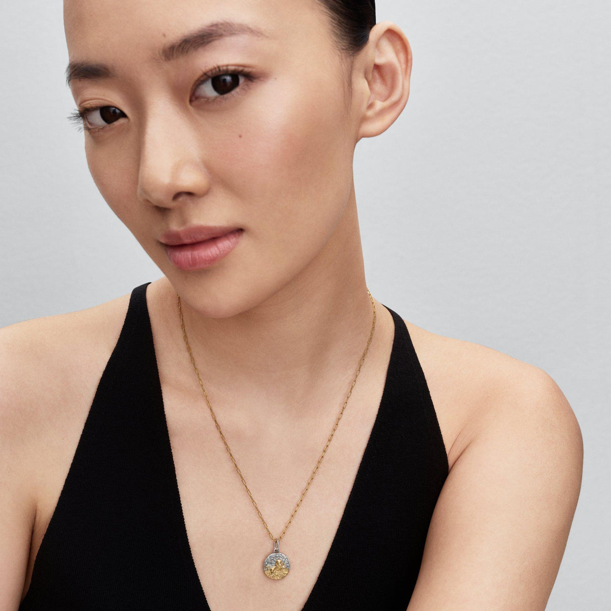Elongated Link Chain Necklace