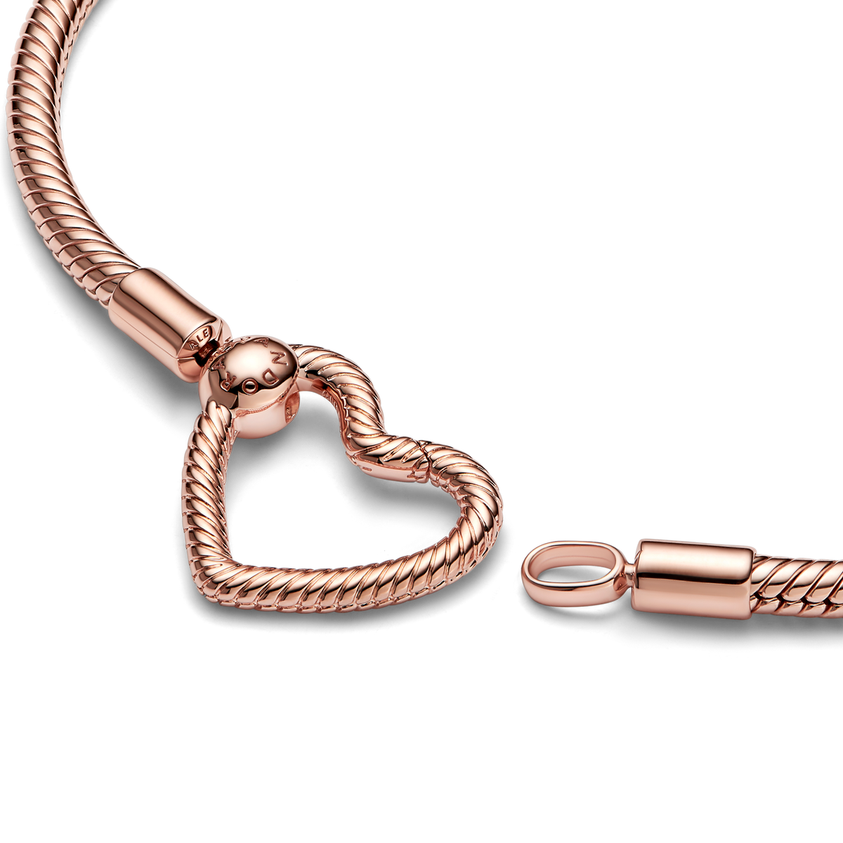 Pandora Moments Heart Closure Snake Chain Bracelet