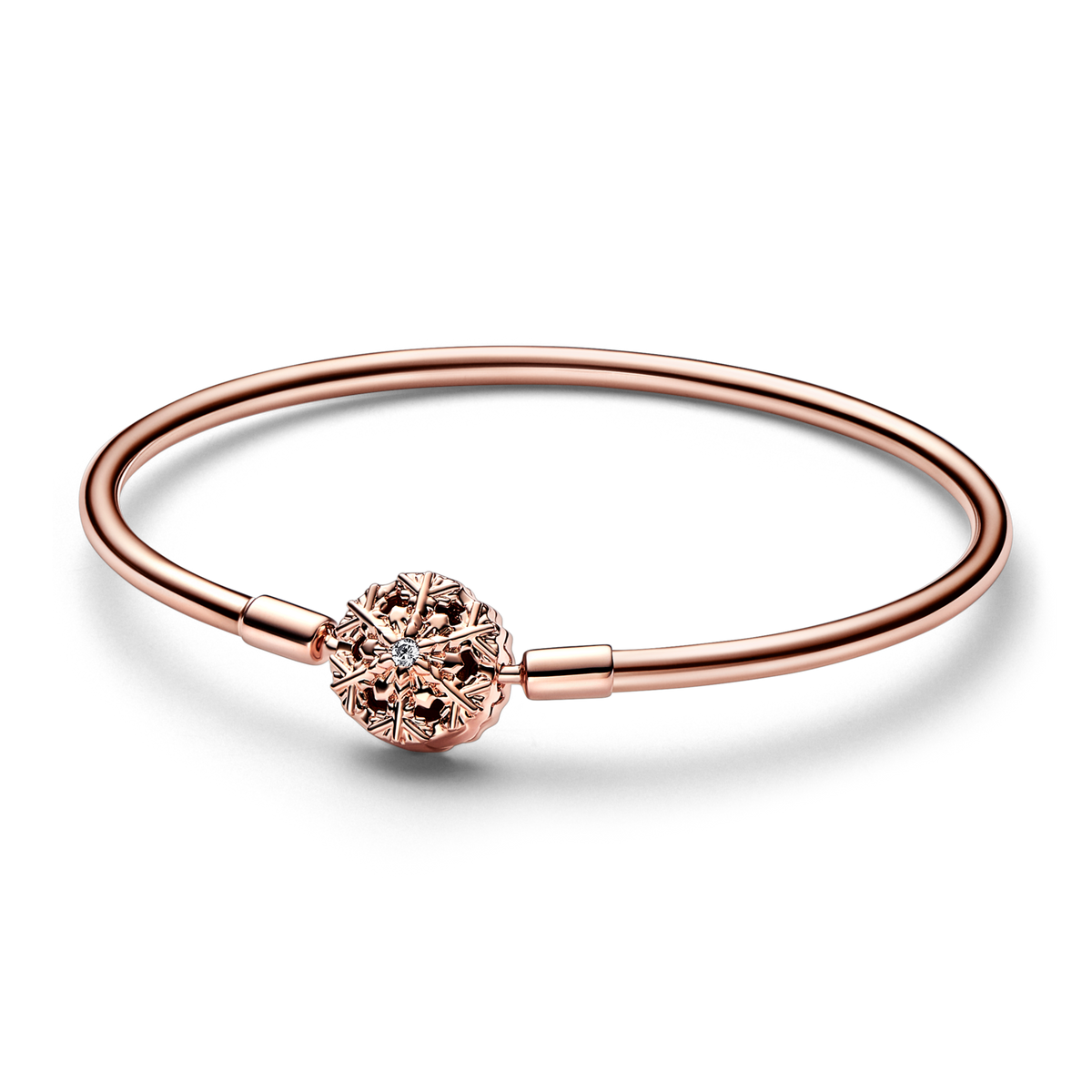 FINAL SALE - Pandora Moments Sparkling Snowflake Clasp Bangle