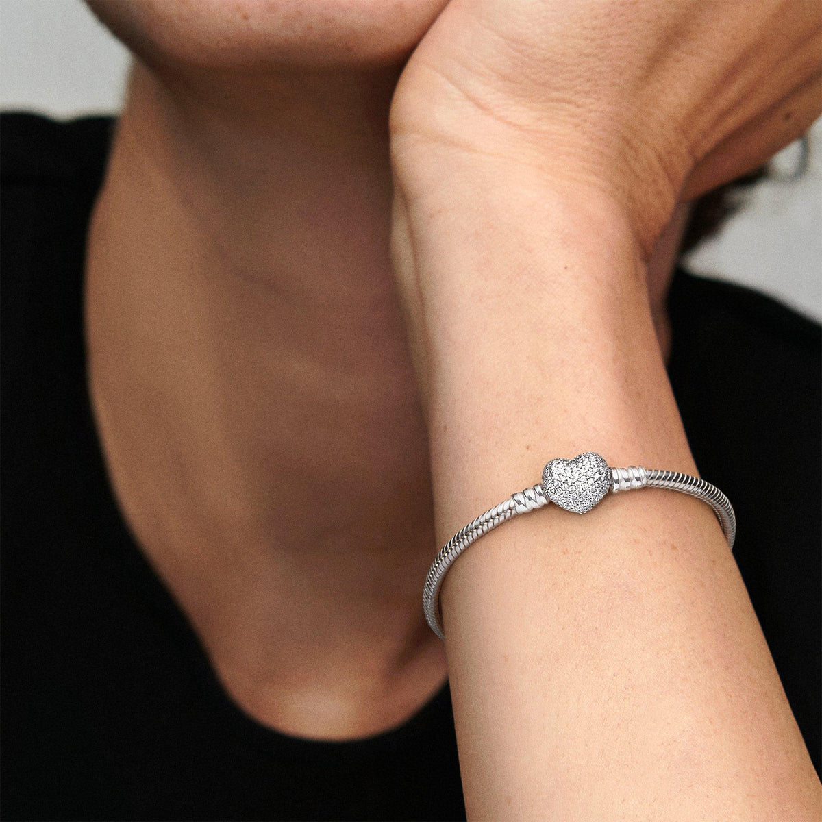 Moments Sparkling Heart & Snake Chain Bracelet
