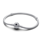 North Star Clasp Snake Chain Bracelet