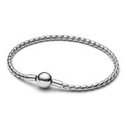 Round Clasp Wing Chain Bracelet