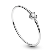 Pandora Moments Heart Clasp Bangle