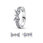 Sparkling Bow Double Row Ring Set